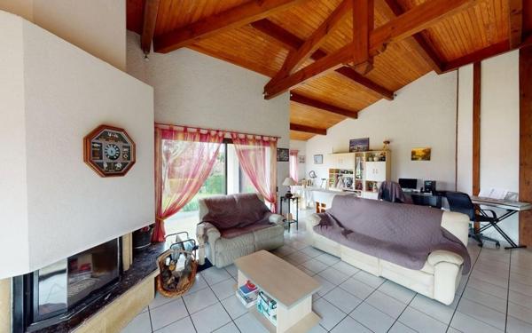 Maison à vendre    4 pièces •  Orx