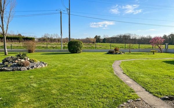 Maison à vendre    4 pièces •  Orx