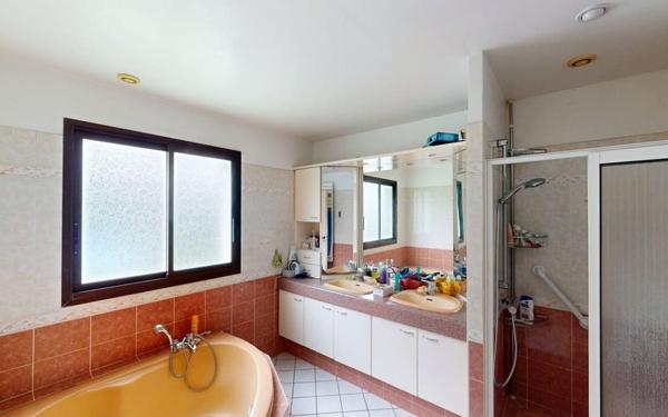 Maison à vendre    4 pièces •  Orx