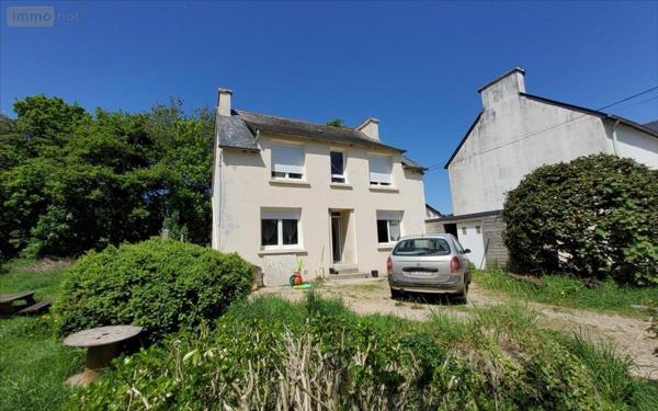Maison individuelle à vendre à Plounévézel dans le Finistère (29270), ref : 29066-1078955