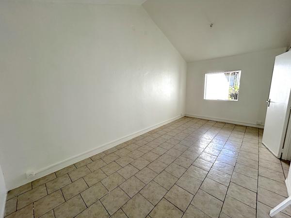 Capesterre-Belle-Eau (97130) Maison T4 mitoyenne de plain pied centre ville