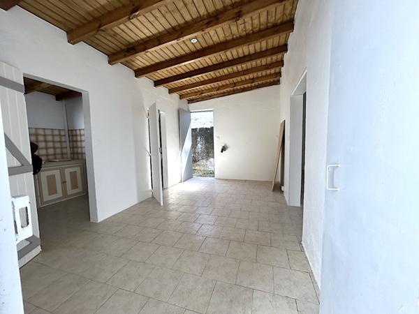 Capesterre-Belle-Eau (97130) Maison T4 mitoyenne de plain pied centre ville