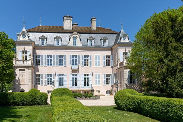 Vente Château Dijon 17 Pièces 685 m²