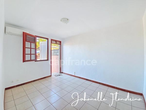 Maison 152 m², 5 pièces + grande mezzanine - Résidence principale, usage professionnel ou mixte - CAPESTERRE BELLE EAU (971)