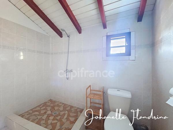 Maison 152 m², 5 pièces + grande mezzanine - Résidence principale, usage professionnel ou mixte - CAPESTERRE BELLE EAU (971)