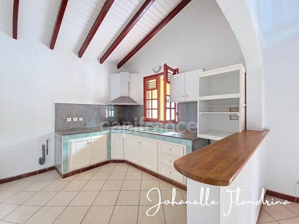 Maison 152 m², 5 pièces + grande mezzanine - Résidence principale, usage professionnel ou mixte - CAPESTERRE BELLE EAU (971)