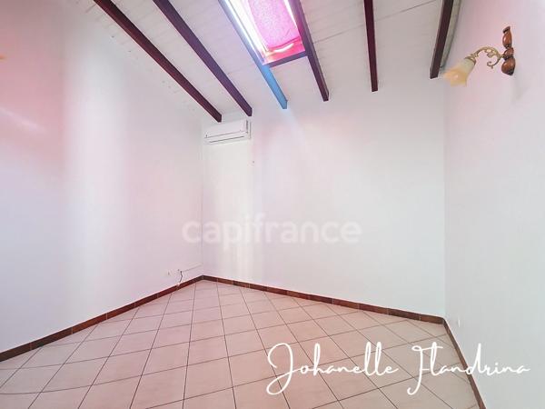 Maison 152 m², 5 pièces + grande mezzanine - Résidence principale, usage professionnel ou mixte - CAPESTERRE BELLE EAU (971)