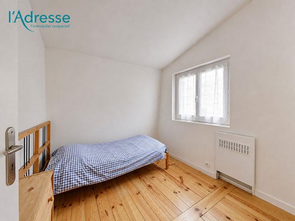 Maison Champs Sur Marne 7 pièce(s) 124 m2 + 5 CHAMBRES