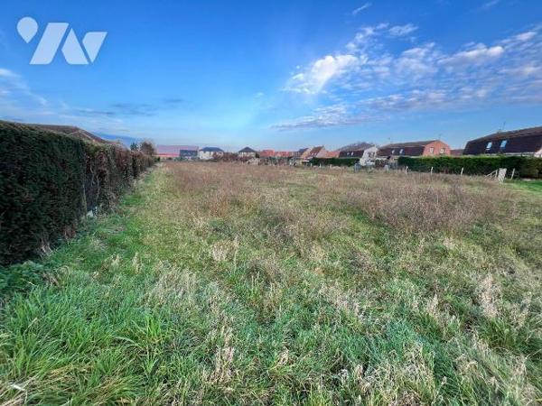 Terrain à Vendre à Ostricourt (59162) en Nord (59)

Ce terrain à bâtir à viabiliser d'une sur...