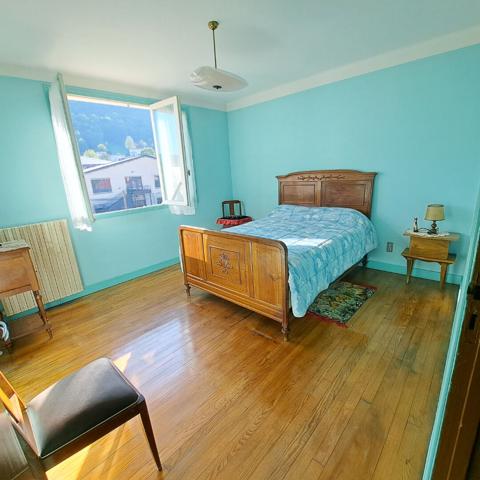 A VENDRE LAVELANET MAISON INDEPENDANTE 4 CHAMBRES / JARDIN / GARAGE