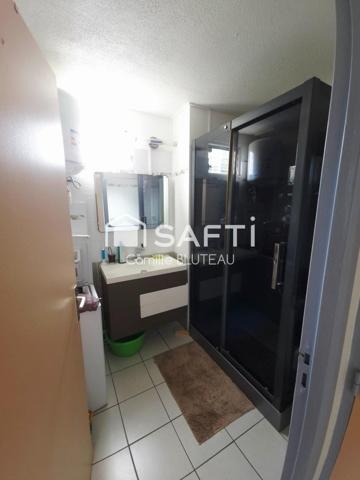 Appartement T3 avec terrasse et parking