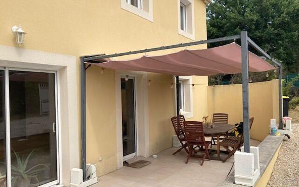 Maison à louer    5 pièces • 110 m2 Crillon-le-Brave