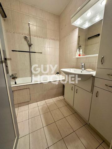 Appartement familial de 5 pièces de 121 m² avec Balcons - Parking + Cave