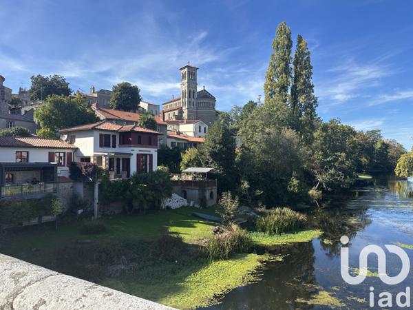 Immeuble à vendre 372 m² Clisson