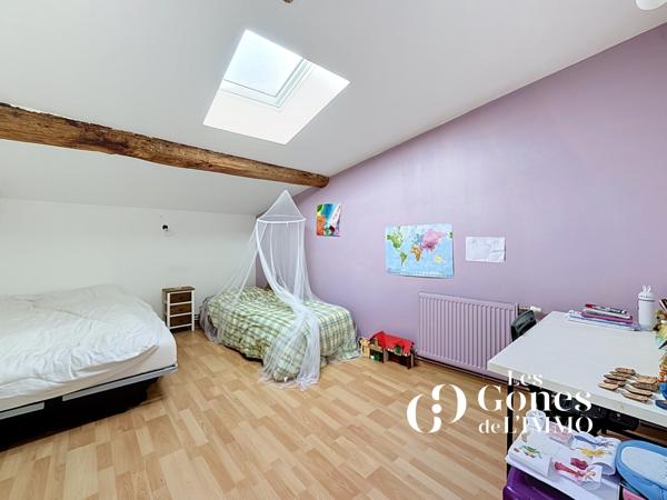 Maison de village 5 pièce(s) 4 chambre(s) 140 m²