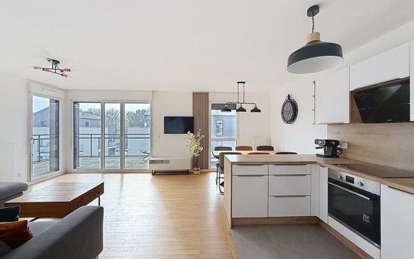 Appartement à vendre    4 pièces • 79,60 m2 Montigny-le-Bretonneux