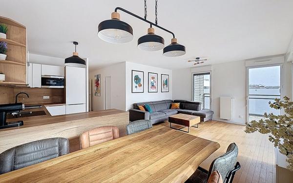 Appartement à vendre    4 pièces • 79,60 m2 Montigny-le-Bretonneux