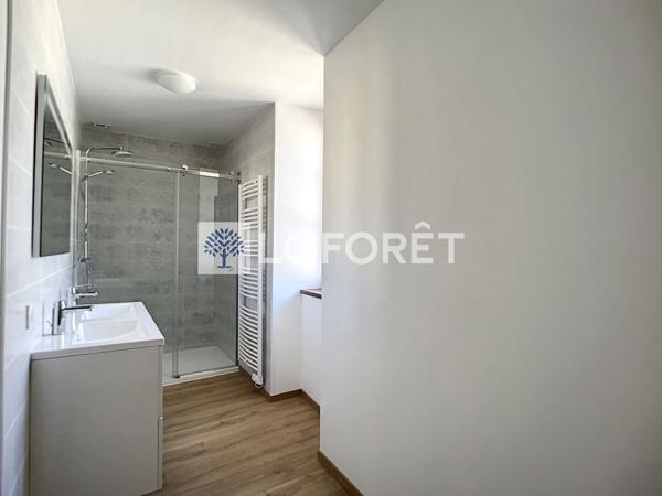 Location appartement Parthenay - 3 pièce(s) - 94 m² - 650 € / mois