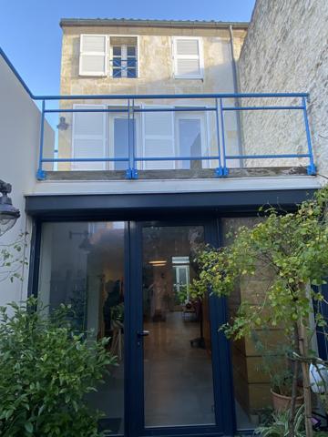 Maison de caractère avec garage et plateau aménageable en hypercentre