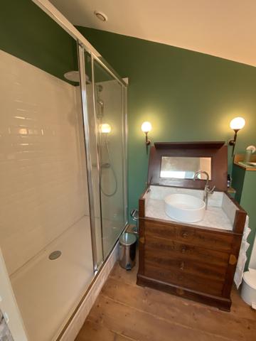 Maison de caractère avec garage et plateau aménageable en hypercentre