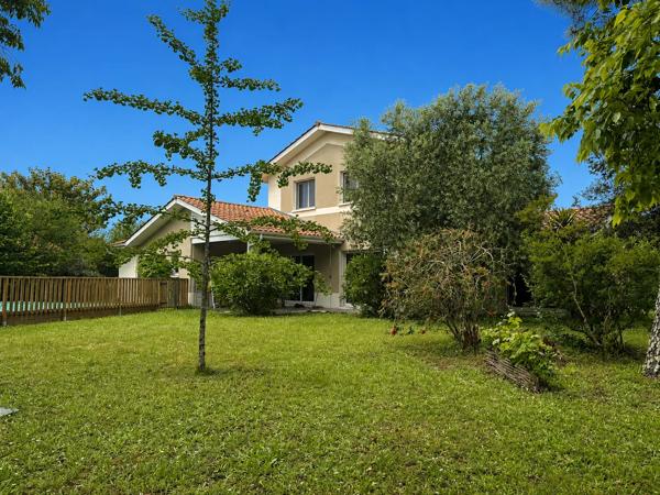 Maison Mérignac 200m²