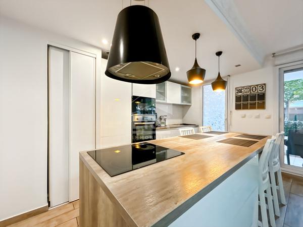 Appartement Type 3  70m² + 14m² de terasse 13013 Marseille