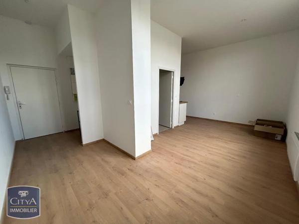 Appartement à louer 1 pièce 32.5m² Saint-Quentin (02100)