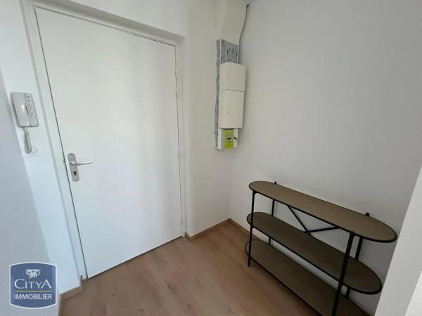 Appartement à louer 1 pièce 32.5m² Saint-Quentin (02100)
