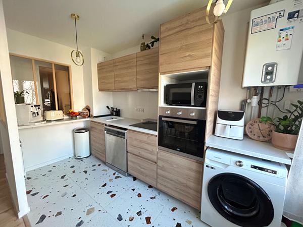 BEL APPARTEMENT DE 3 PIECES A VENDRE A PLAISIR