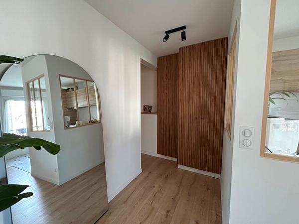 BEL APPARTEMENT DE 3 PIECES A VENDRE A PLAISIR
