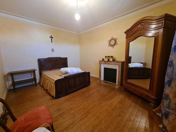 Maison Bourgeoise Vallet 9 pièce(s) 280 m2 plus 140 m2 grenier , annexe de 100 m2,  
Vallet 44330