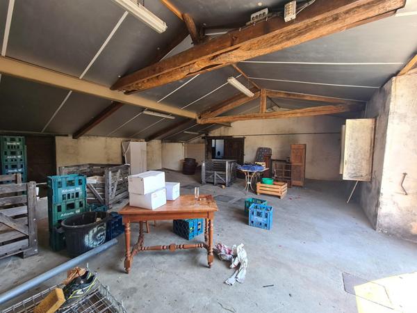 Maison Bourgeoise Vallet 9 pièce(s) 280 m2 plus 140 m2 grenier , annexe de 100 m2,  
Vallet 44330