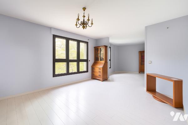 Saint-Mandé Tourelle, appartement 4 pièces + cave + parking