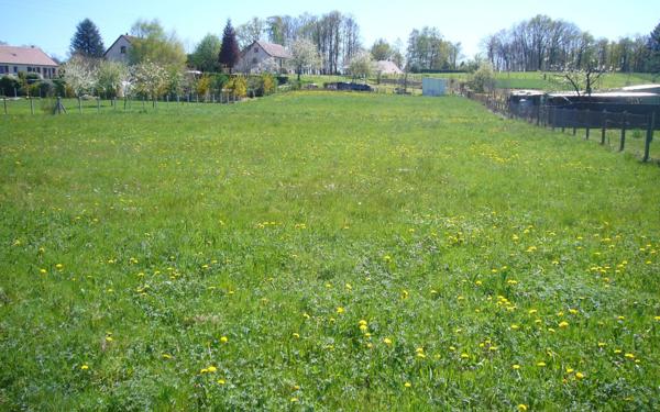 Terrain à vendre    Saint-Yrieix-la-Perche