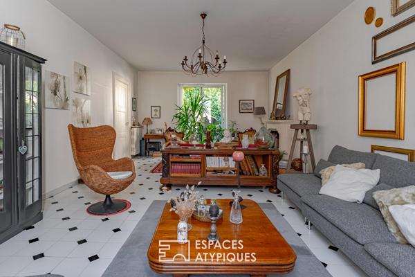 Maison de maître et son jardin suspendu au coeur de Langeais