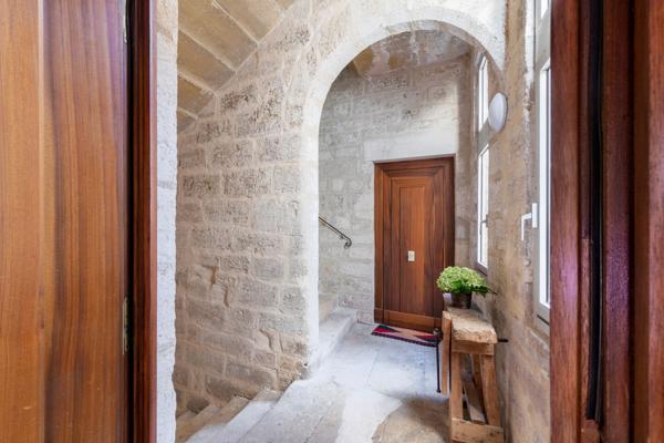 Vente Appartement de luxe Pézenas 6 Pièces 172 m²