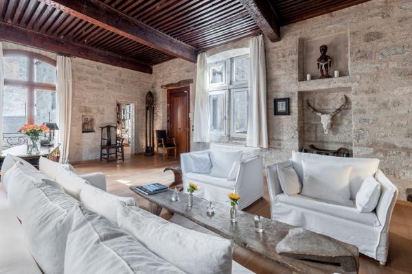 Vente Appartement de luxe Pézenas 6 Pièces 172 m²