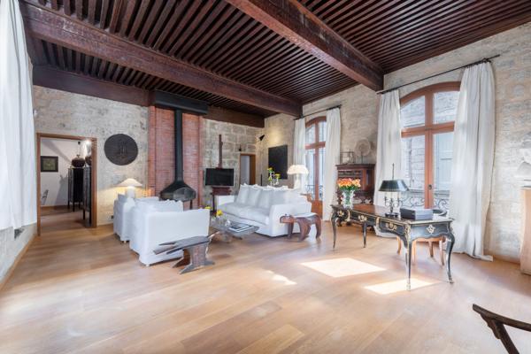 Vente Appartement de luxe Pézenas 6 Pièces 172 m²
