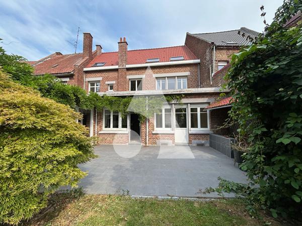 Maison 7 pièces 249 m2