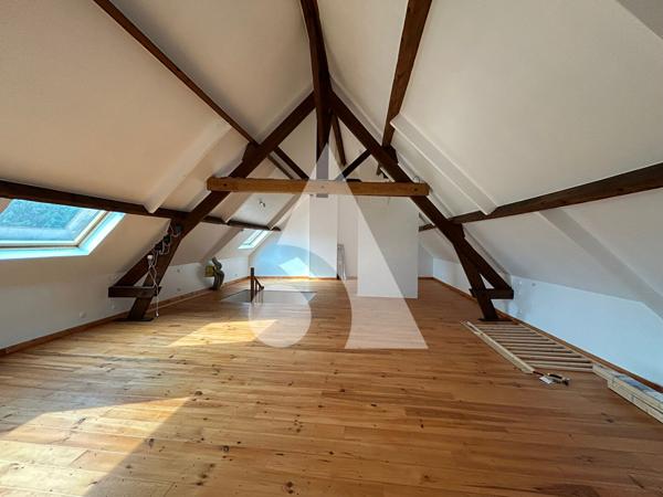 Maison 7 pièces 249 m2