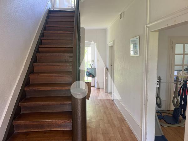 Maison 8 pièces 187.92 m2
