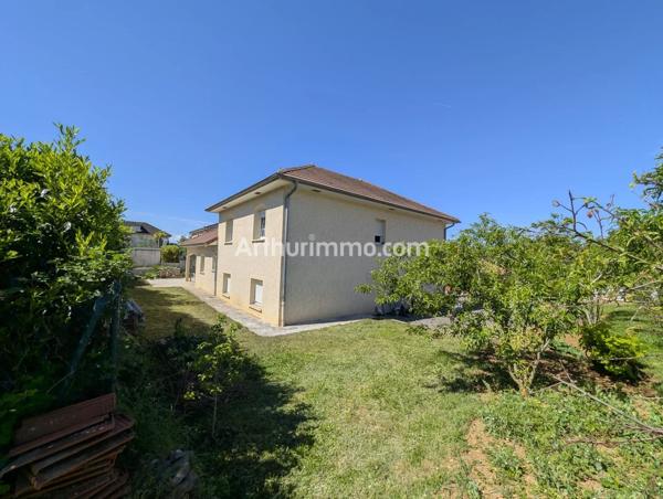 Vente                                                      Maison
                        
                     6 pièces                      150 m2                     à Besançon