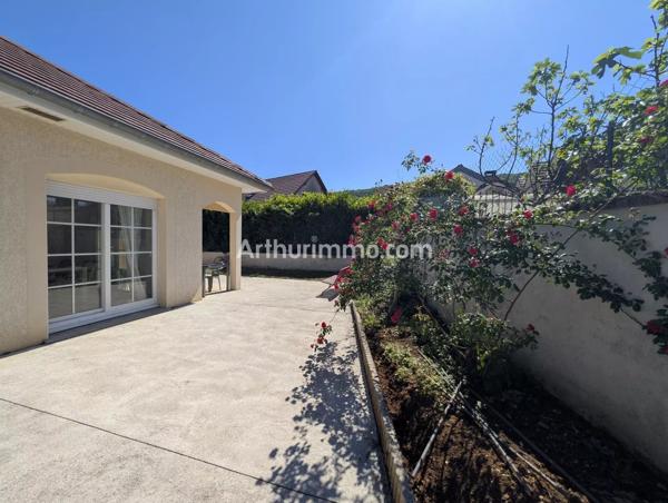 Vente                                                      Maison
                        
                     6 pièces                      150 m2                     à Besançon