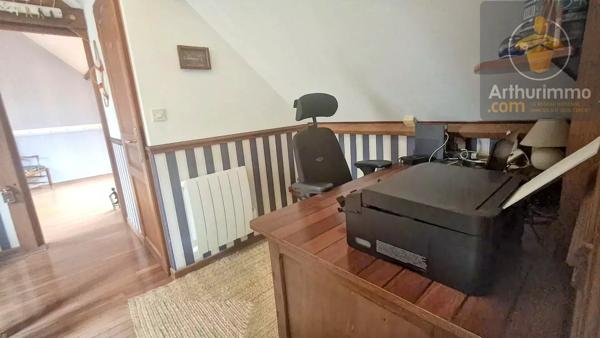 Vente                                                      Maison
                        
                     5 pièces                      111 m2                     à Avaray