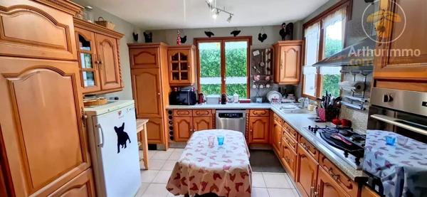 Vente                                                      Maison
                        
                     5 pièces                      111 m2                     à Avaray