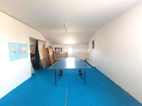 Maison à Aizenay, 85190 - 10 pièces 241m²