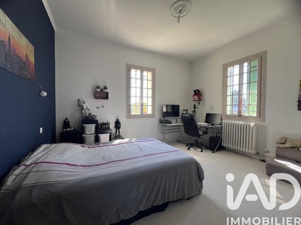 Maison à vendre 7 pièces 197 m² Saint-Magne-de-Castillon