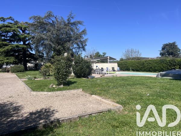Maison à vendre 7 pièces 197 m² Saint-Magne-de-Castillon
