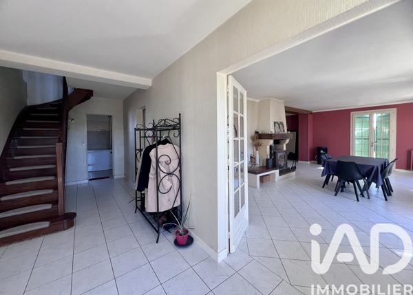 Maison à vendre 7 pièces 197 m² Saint-Magne-de-Castillon