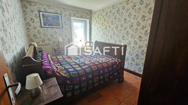 Grande maison familiale ancienne avec sa grange de 80 m²